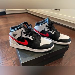 Nike Air Jordan 1 Mid youth